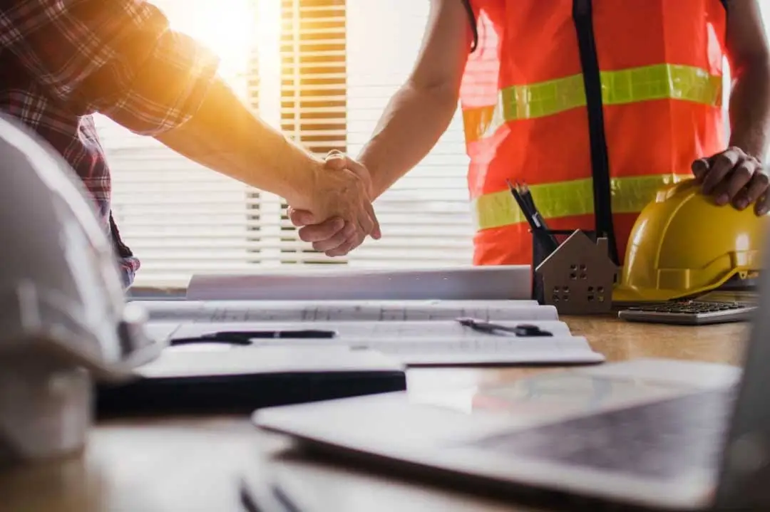 digital marketer and construction company owner defining tarket market