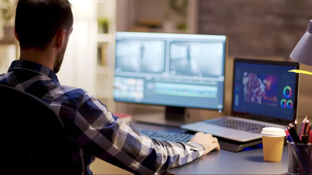 digital marketer using artificial intelligence for content creation